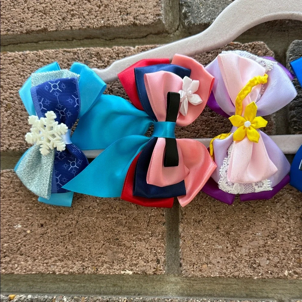 Disney Multicolor Stacked Bow Hair Clip Set - Blue, Pink, Red, Yellow